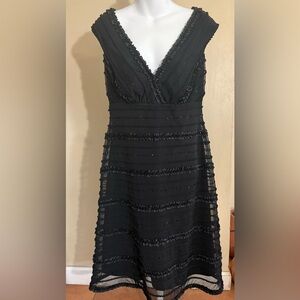 Vintage Tadashi Dress Women’s Black Sequin Ruffle Tiered Metallic Cocktail 90's